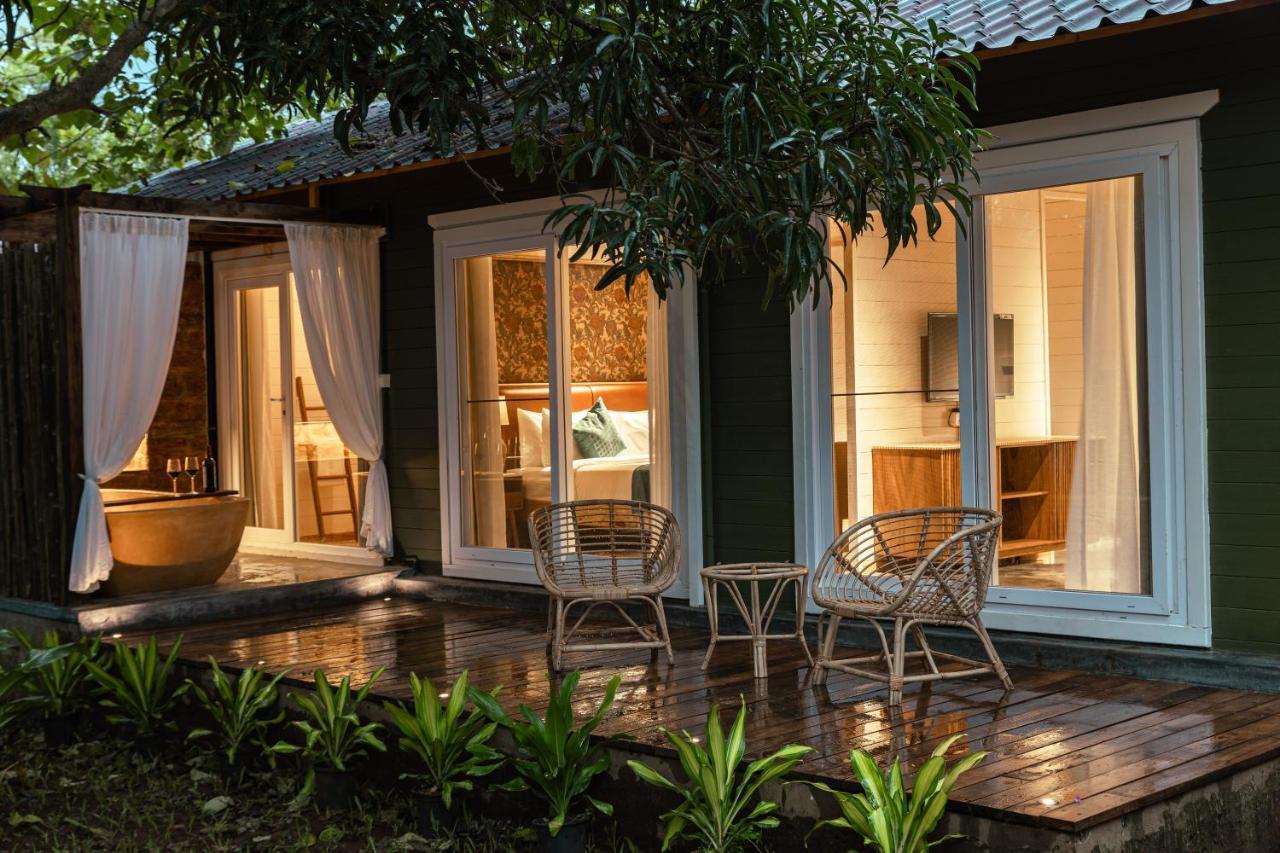 Larisa Resort Ashwem Mandrem Exterior photo