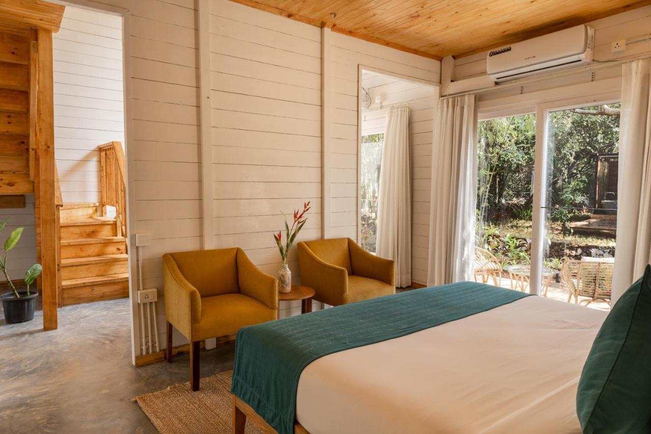 Larisa Resort Ashwem Mandrem Exterior photo